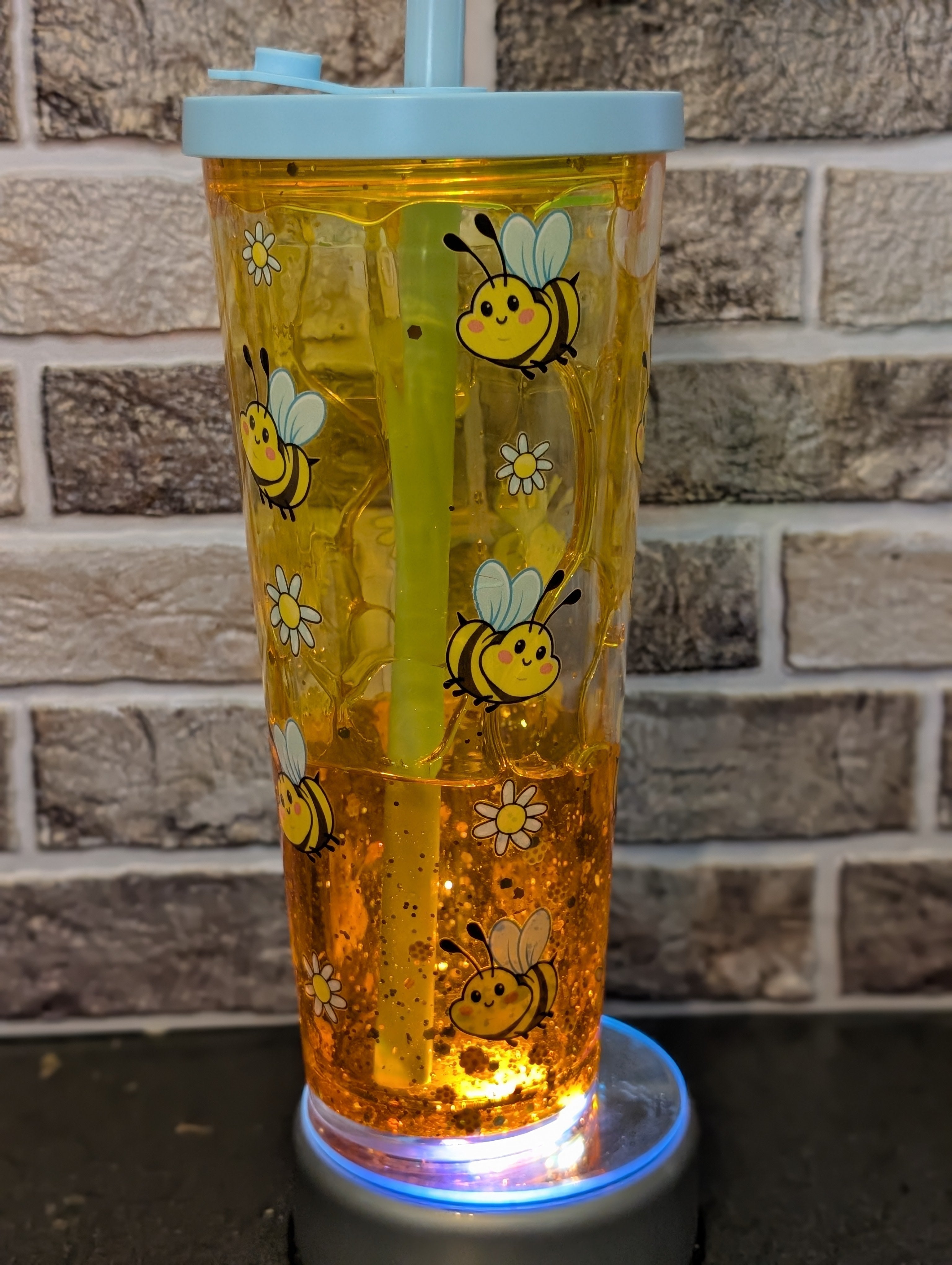 24oz Tumbler – Bumble Bee Design, Acrylic